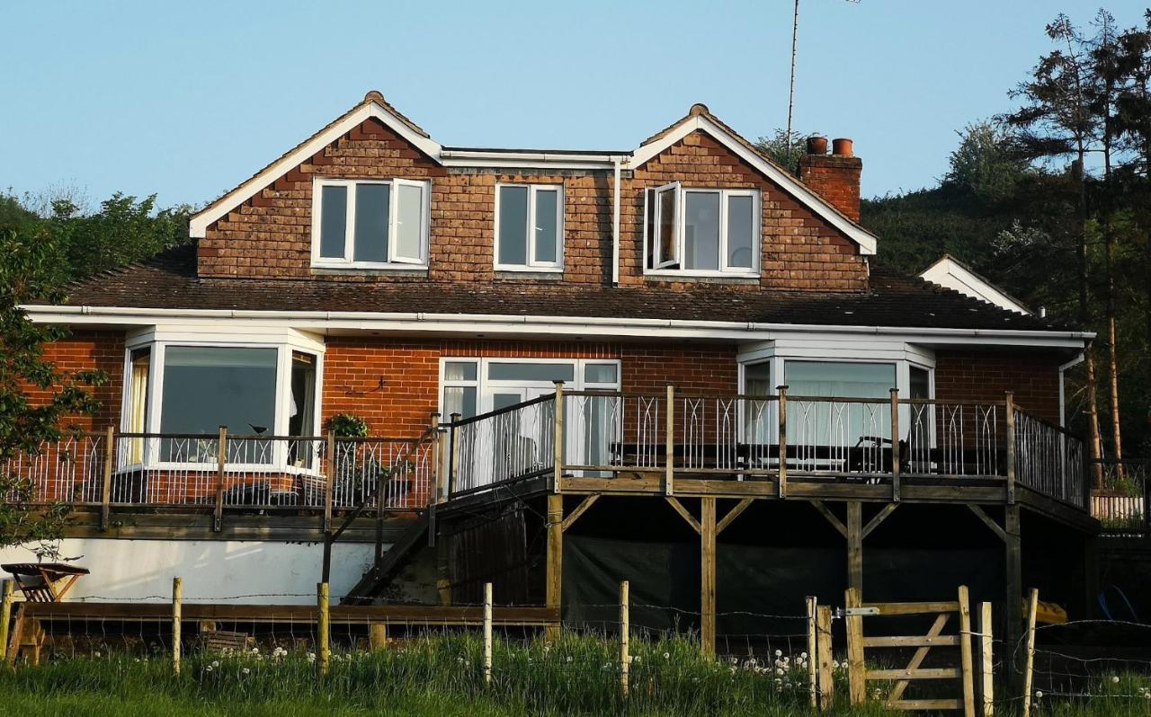Healing Waters Sanctuary For Exclusive Private Hire And Self Catering Board, Vegetarian, Alcohol & Wifi Free Retreat In Glastonbury Bagian luar foto