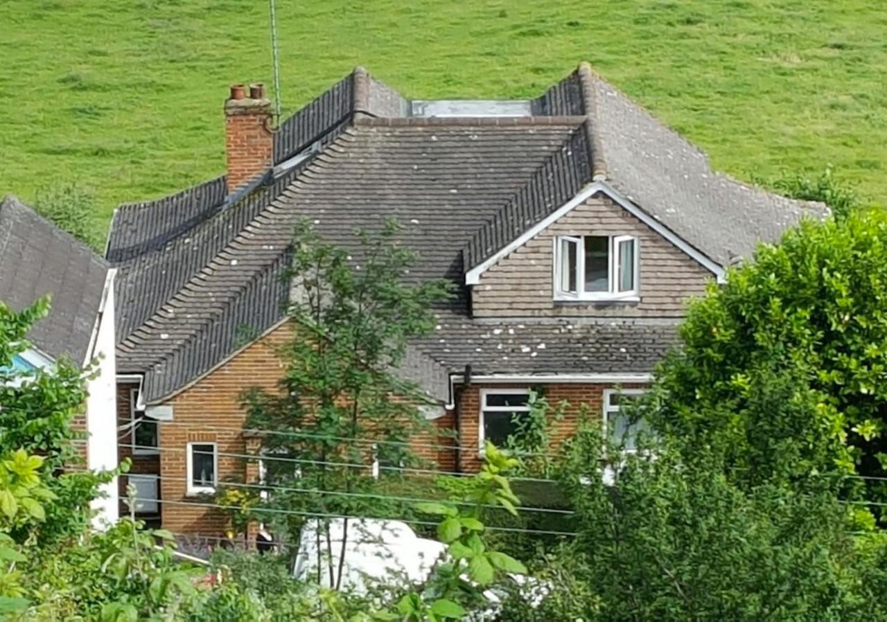 Healing Waters Sanctuary For Exclusive Private Hire And Self Catering Board, Vegetarian, Alcohol & Wifi Free Retreat In Glastonbury Bagian luar foto