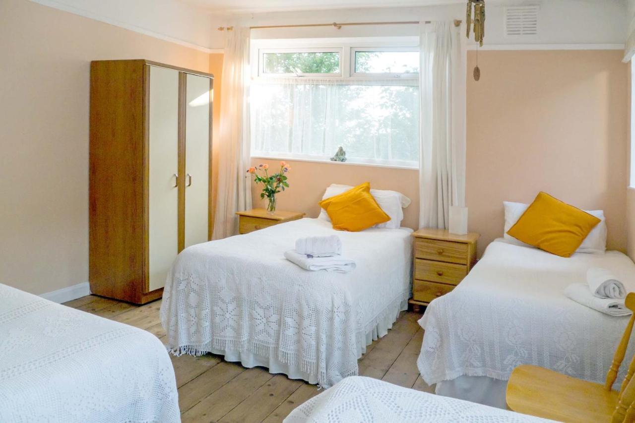 Healing Waters Sanctuary For Exclusive Private Hire And Self Catering Board, Vegetarian, Alcohol & Wifi Free Retreat In Glastonbury Bagian luar foto