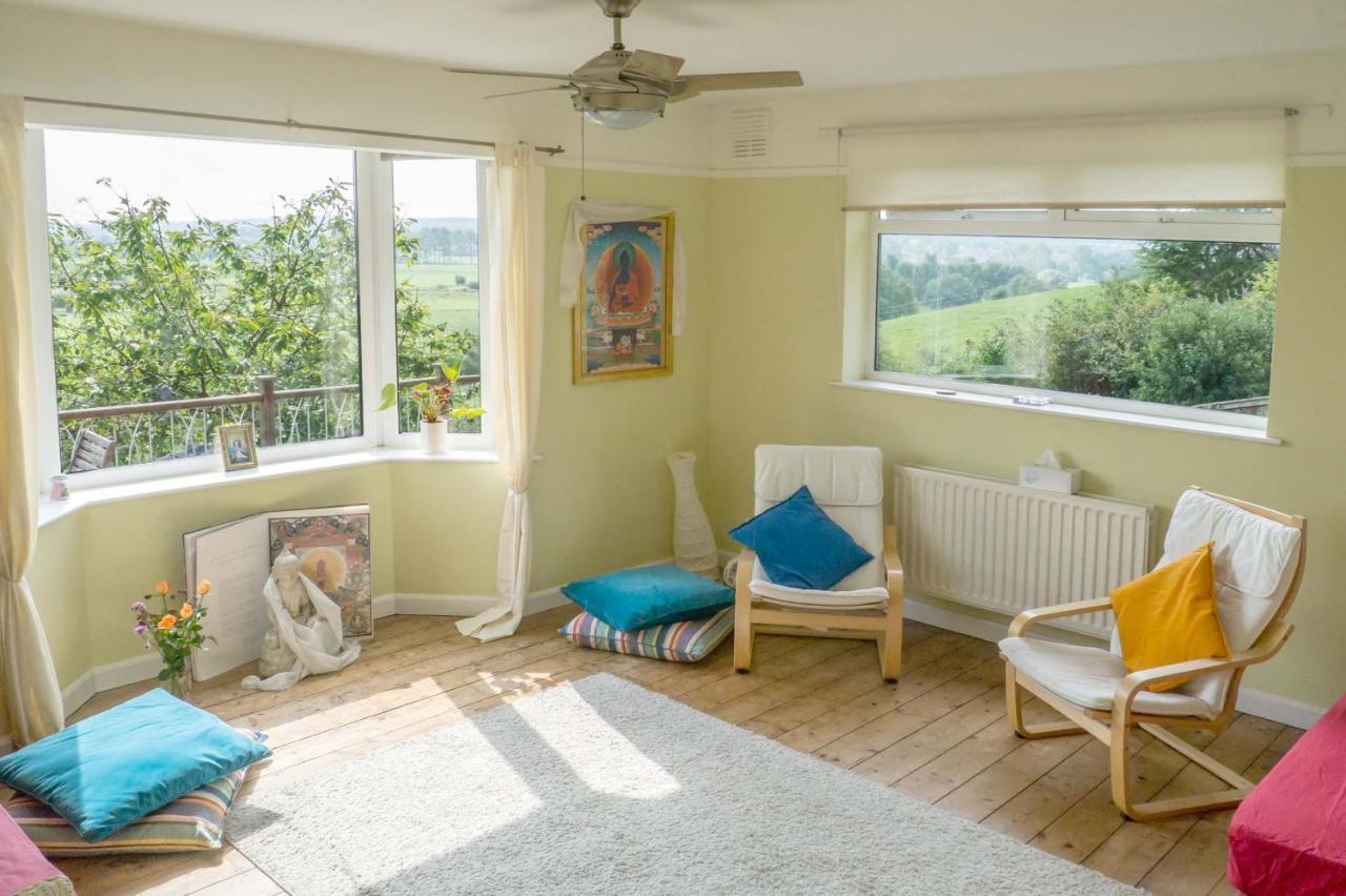 Healing Waters Sanctuary For Exclusive Private Hire And Self Catering Board, Vegetarian, Alcohol & Wifi Free Retreat In Glastonbury Bagian luar foto