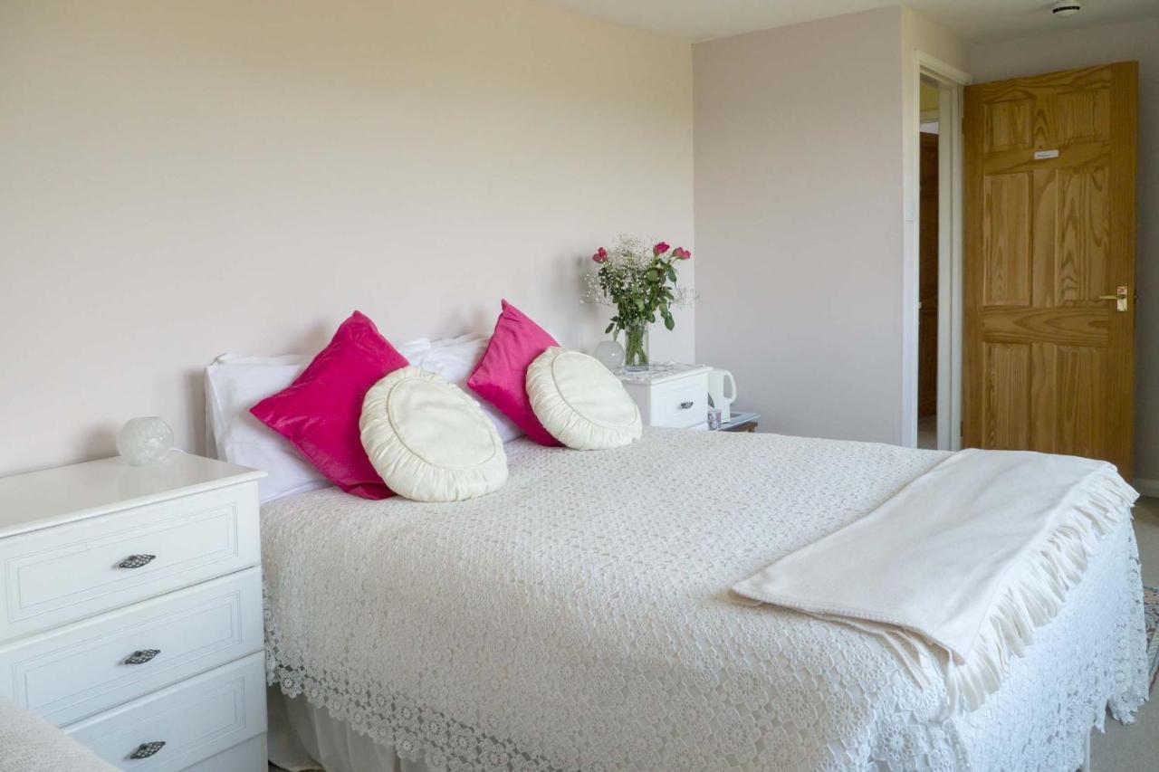Healing Waters Sanctuary For Exclusive Private Hire And Self Catering Board, Vegetarian, Alcohol & Wifi Free Retreat In Glastonbury Bagian luar foto