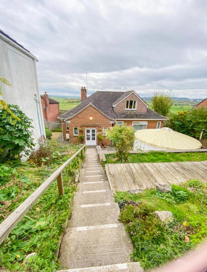 Healing Waters Sanctuary For Exclusive Private Hire And Self Catering Board, Vegetarian, Alcohol & Wifi Free Retreat In Glastonbury Bagian luar foto