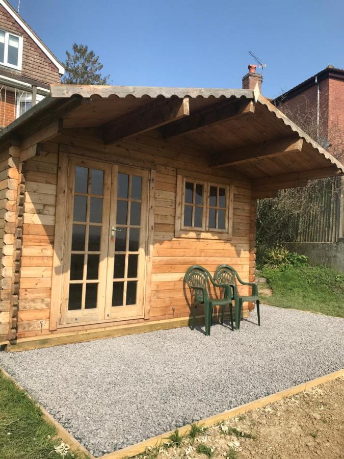 Healing Waters Sanctuary For Exclusive Private Hire And Self Catering Board, Vegetarian, Alcohol & Wifi Free Retreat In Glastonbury Bagian luar foto