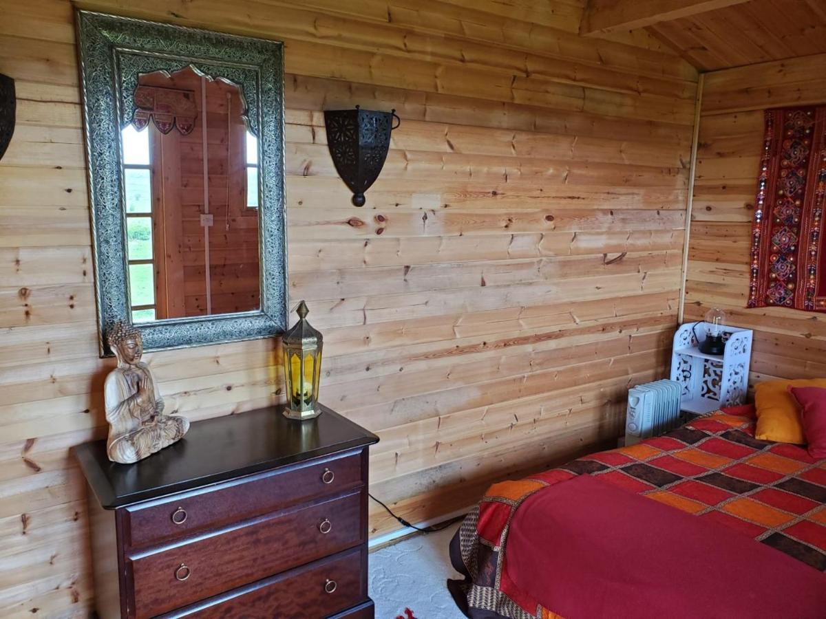 Healing Waters Sanctuary For Exclusive Private Hire And Self Catering Board, Vegetarian, Alcohol & Wifi Free Retreat In Glastonbury Bagian luar foto
